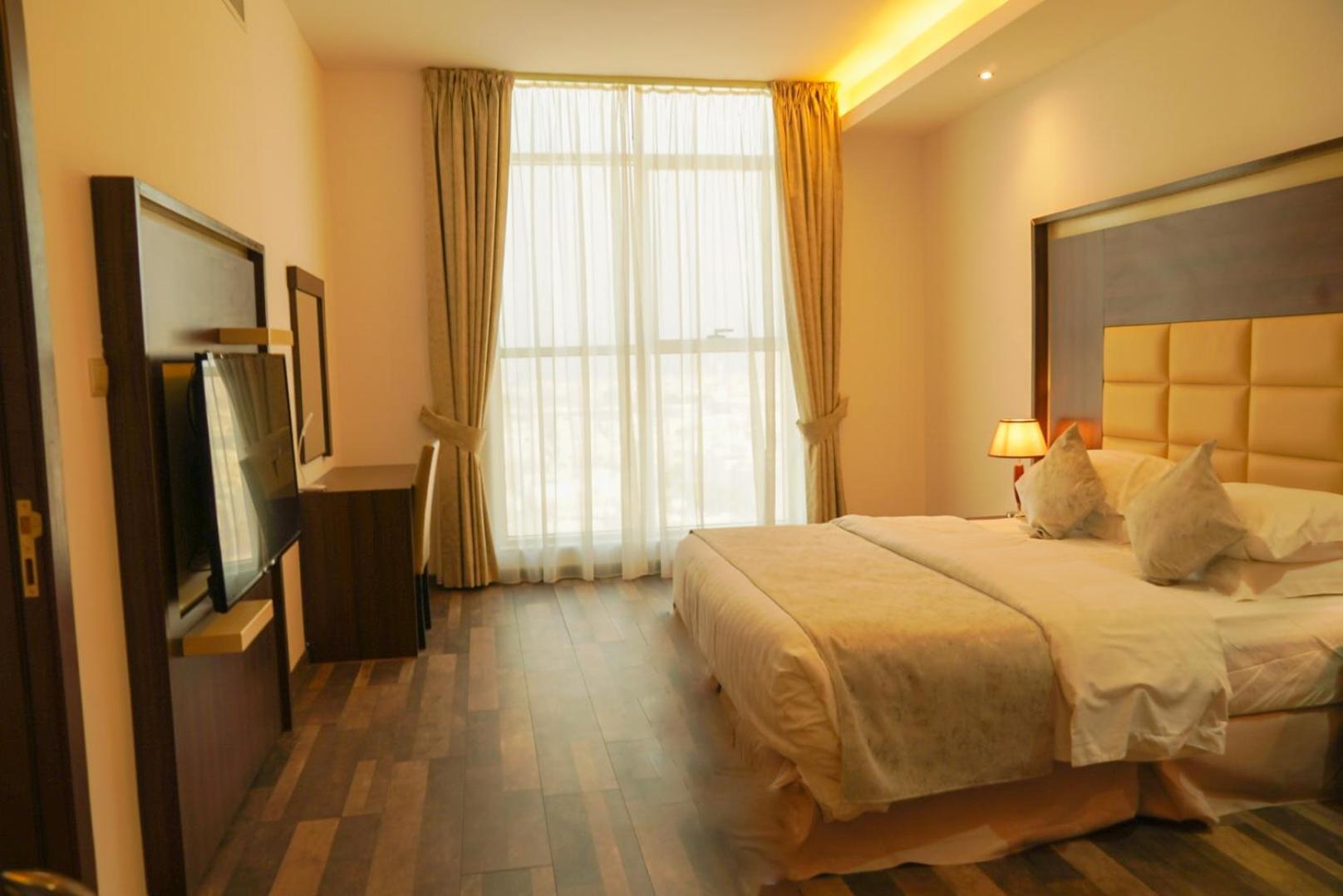 Helat Khobar