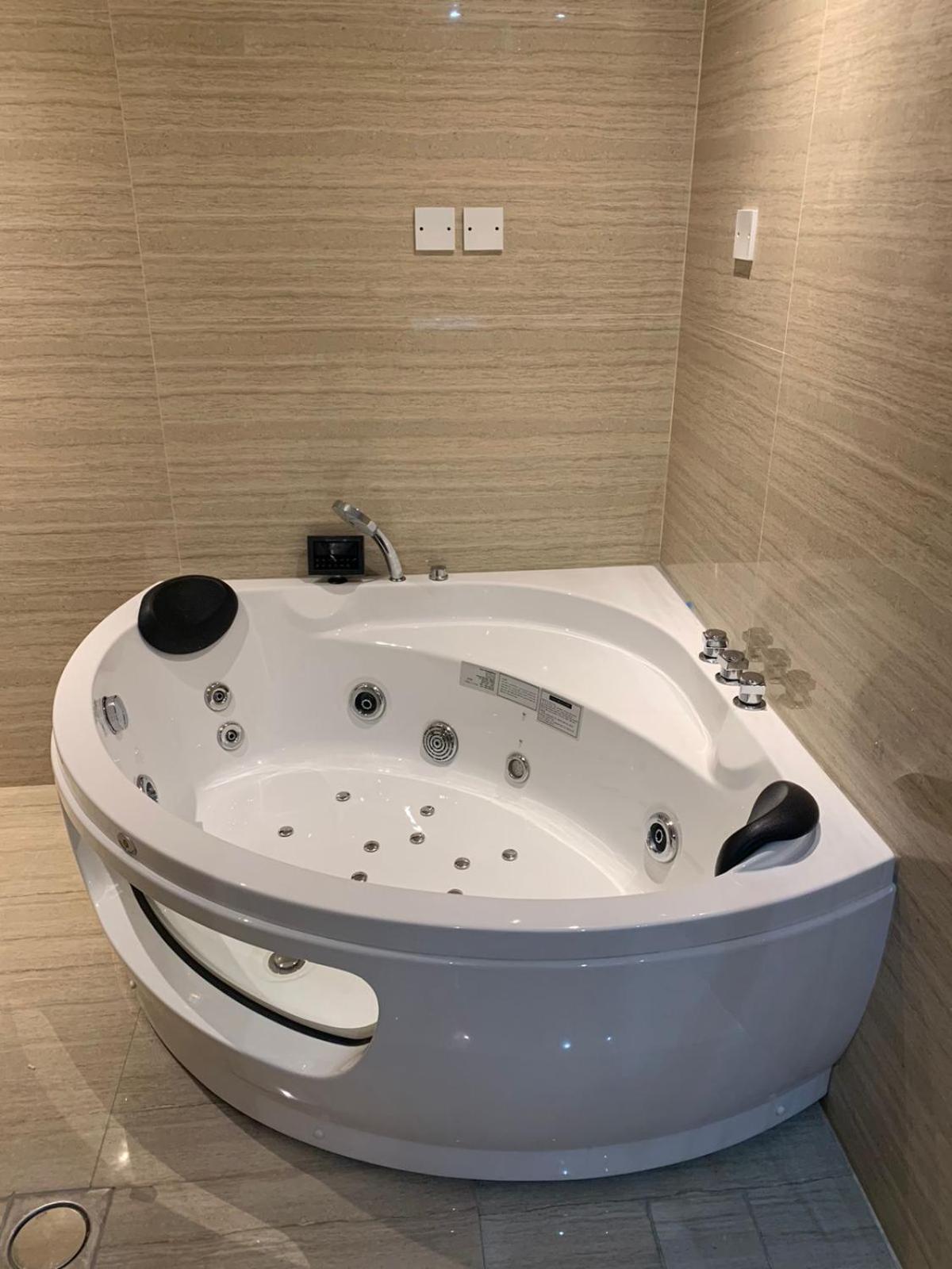 Helat Hotel